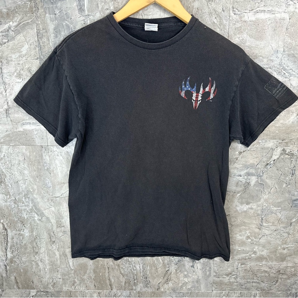 Delta Black Tee with Patriotic‎ Graphic Red White and true Sz Medium Mens
